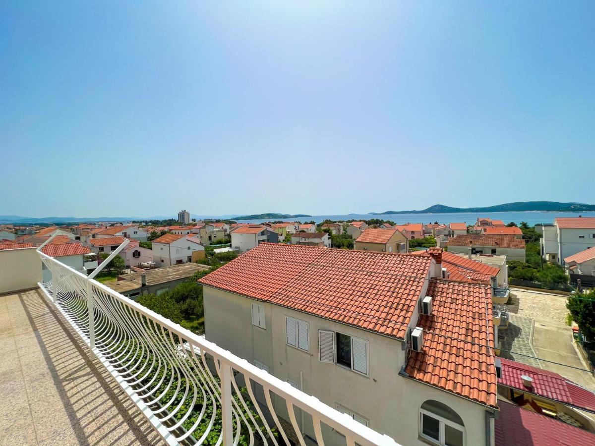 Apartments Valentino Vodice Eksteriør bilde