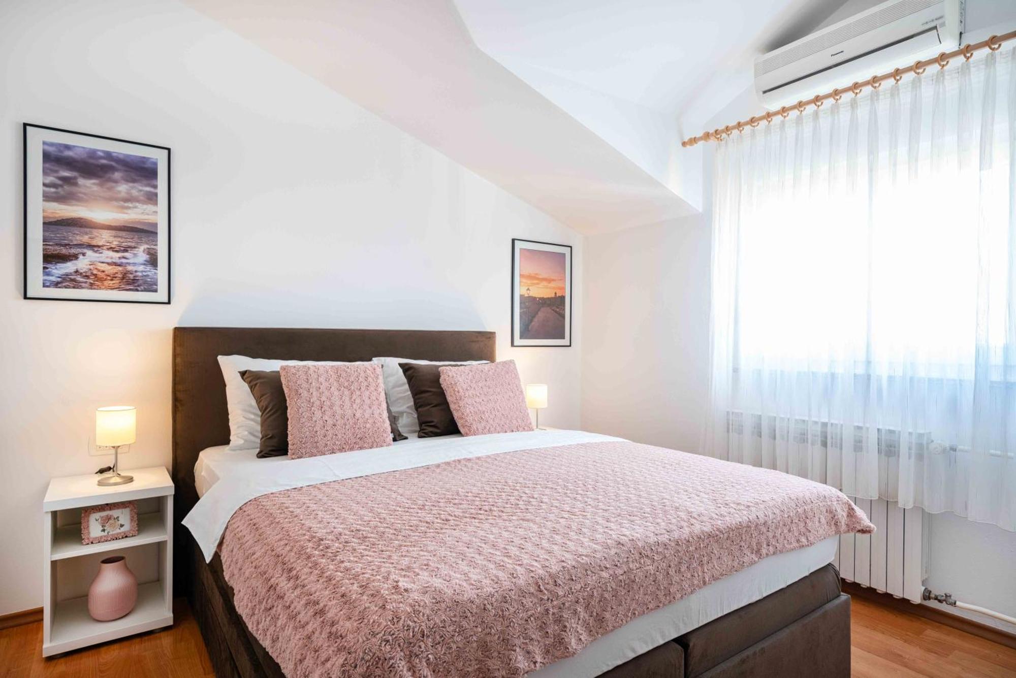 Apartments Valentino Vodice Eksteriør bilde